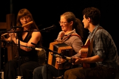2025 Anchorage Folk Festival. Na Mna agus Fear Amhain, Photo by Ayden Smith Photography